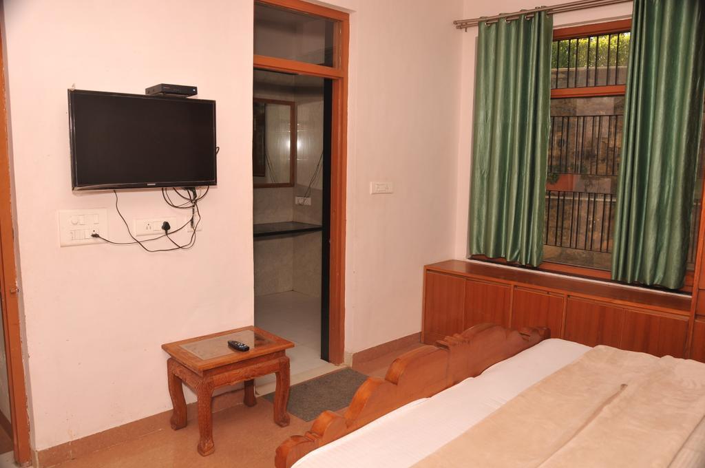 Richi Valley Mount Abu Hotel Exterior foto